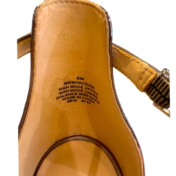 Nine West Mimosina Silver Jeweled T- Stap Heel Size 8 - Picture 7 of 7